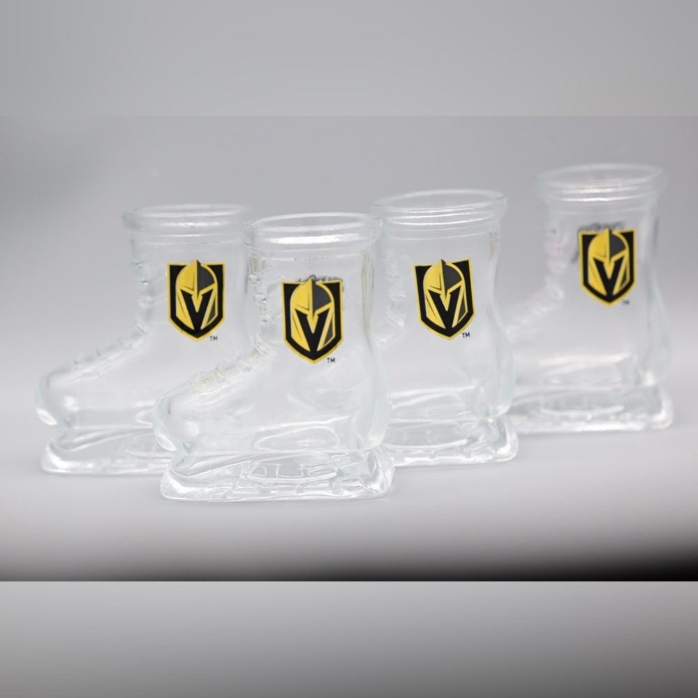 Golden knights shot glass Set of 4